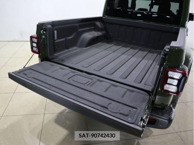 Jeep GLADIATOR 2024-04 385799-25