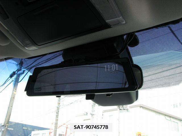 Toyota ALPHARD 2019-09 348305-7