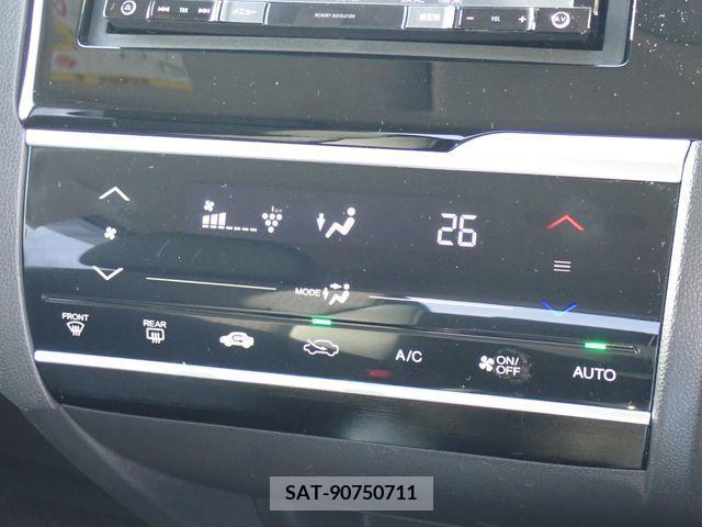 Honda FIT 2018-04 203451-13