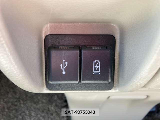 Suzuki EVERY WAGON 2022-06 301722-18