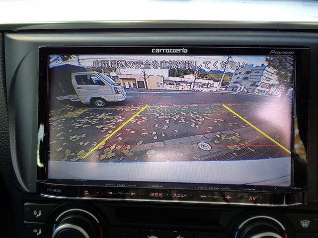 Bmw 1 SERIES 2011-03 191411-17