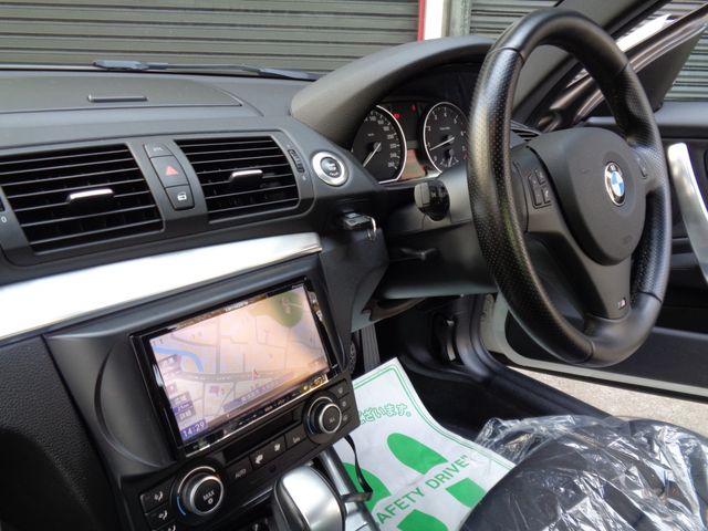 Bmw 1 SERIES 2011-03 191411-14