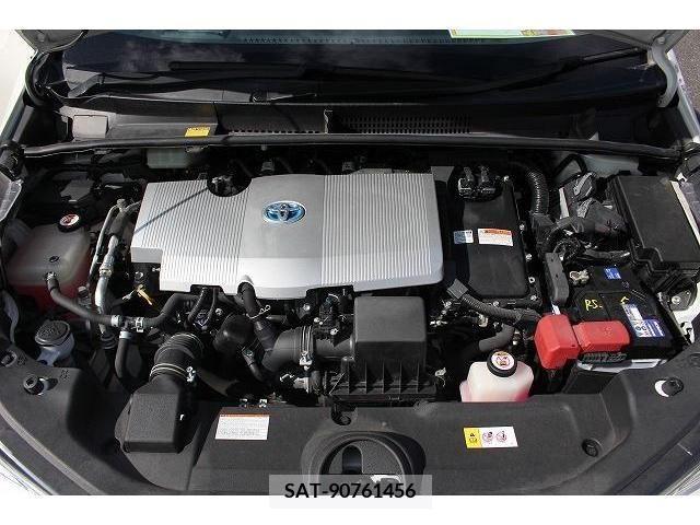 Toyota PRIUS 2016-06 372147-17