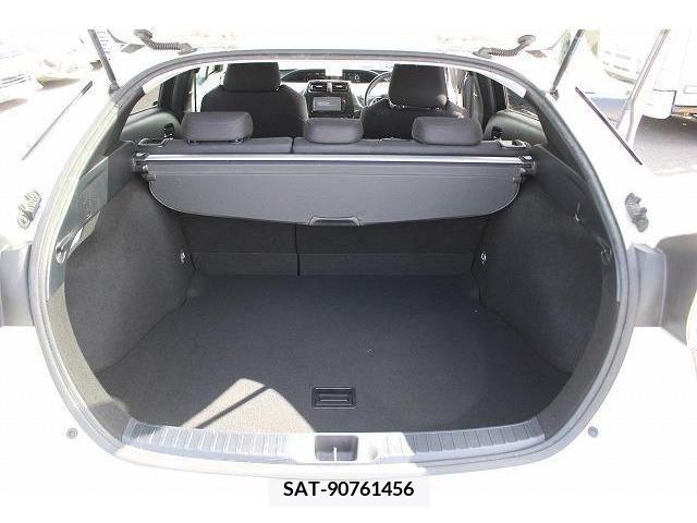 Toyota PRIUS 2016-06 372147-16