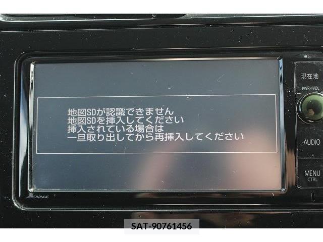 Toyota PRIUS 2016-06 372147-1