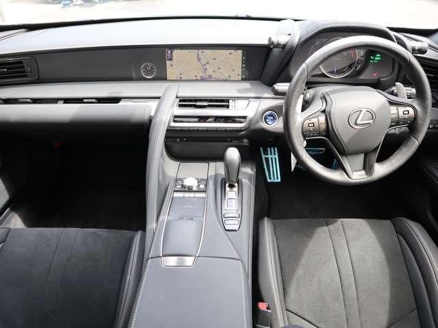 Lexus LC 2019-04 20852-7