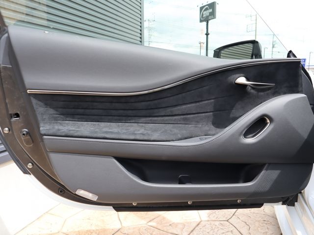 Lexus LC 2019-04 20852-23