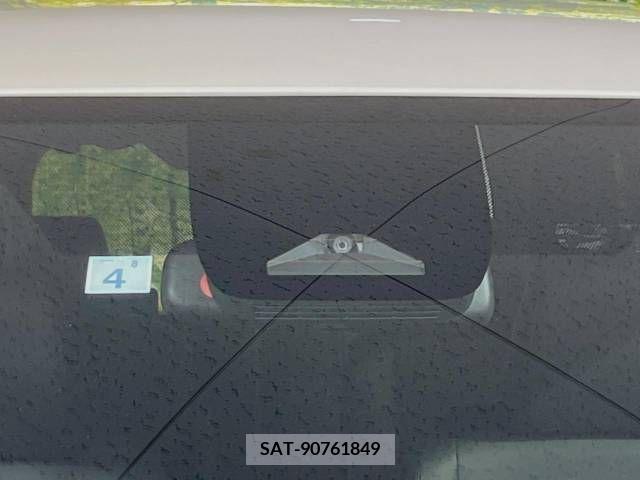 Toyota VOXY 2023-04 313584-4