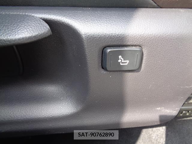 Toyota C-HR 2017-06 254023-8