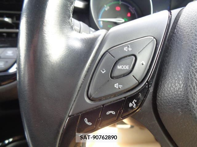 Toyota C-HR 2017-06 254023-14