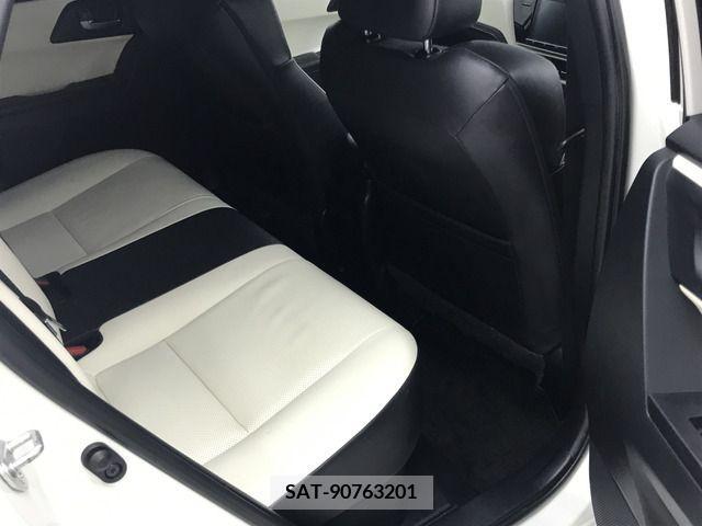 Toyota AURIS 2016-09 261514-11