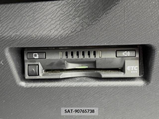 Toyota AQUA 2017-09 356340-4