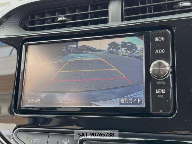 Toyota AQUA 2017-09 356340-3