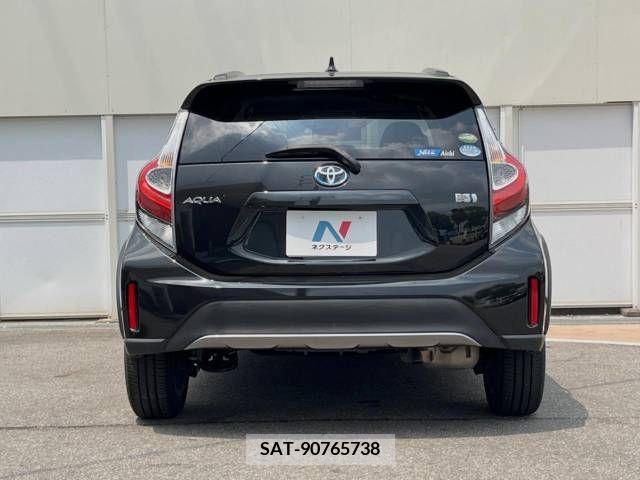 Toyota AQUA 2017-09 356340-15