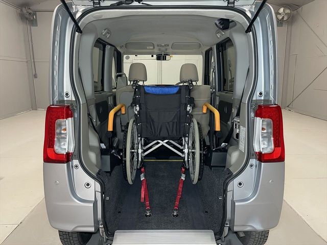 Daihatsu TANTO 2018-10 192779-8