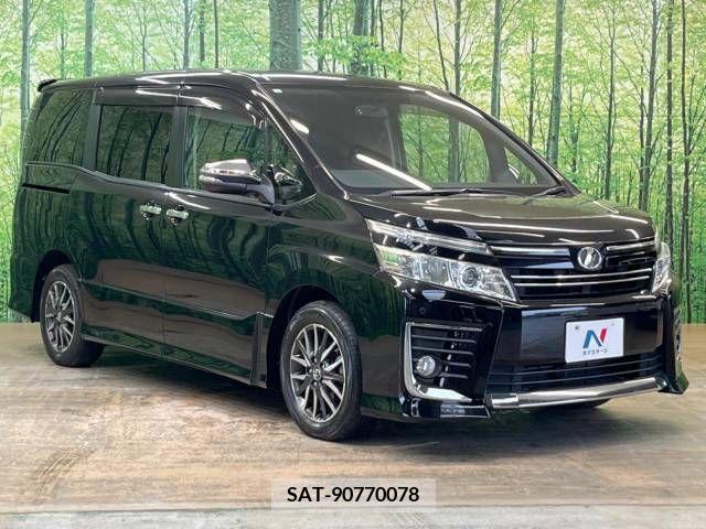 Toyota VOXY 2015-04 370491-17