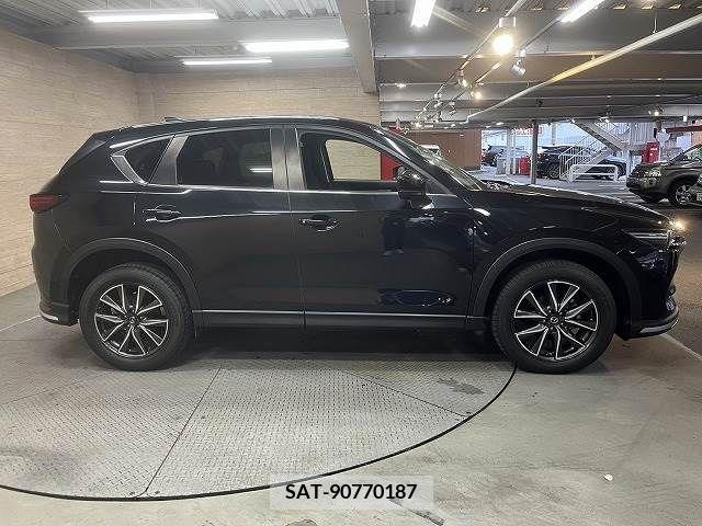 Mazda CX-5 2017-10 381182-17