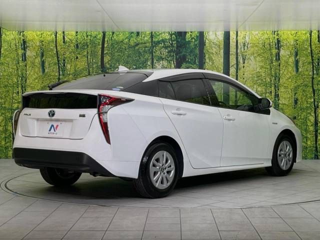 Toyota PRIUS 2016-07 180764-17