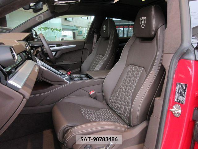 Lamborghini URUS 2023-09 215979-12