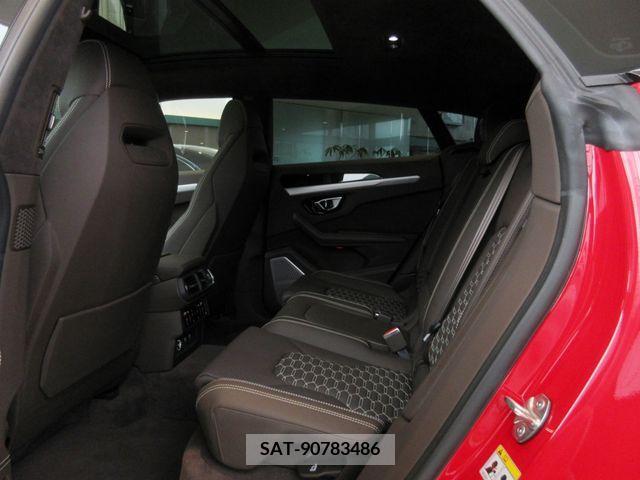 Lamborghini URUS 2023-09 215979-15