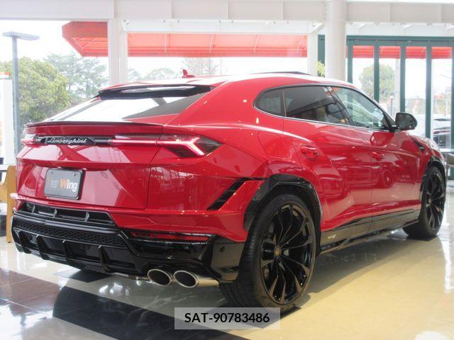 Lamborghini URUS 2023-09 215979-8
