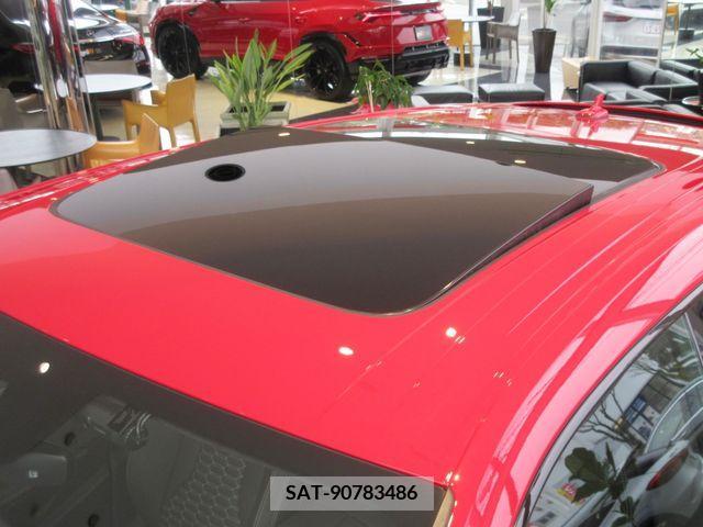 Lamborghini URUS 2023-09 215979-6