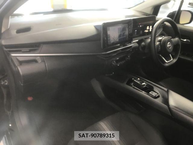 Nissan NOTE 2021-03 208505-9