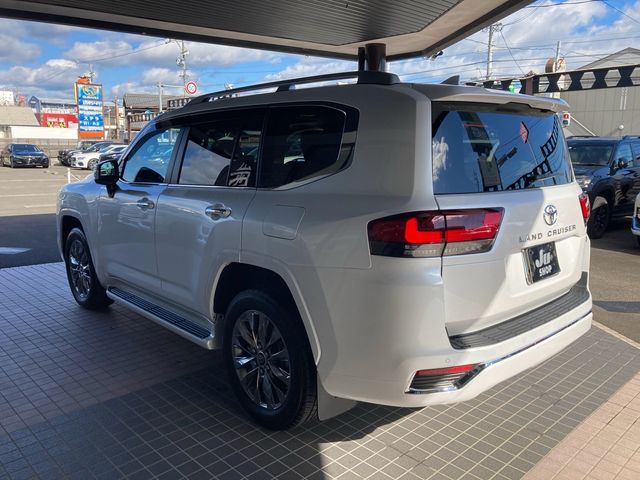Toyota LAND CRUISER 2022-12 188231-6