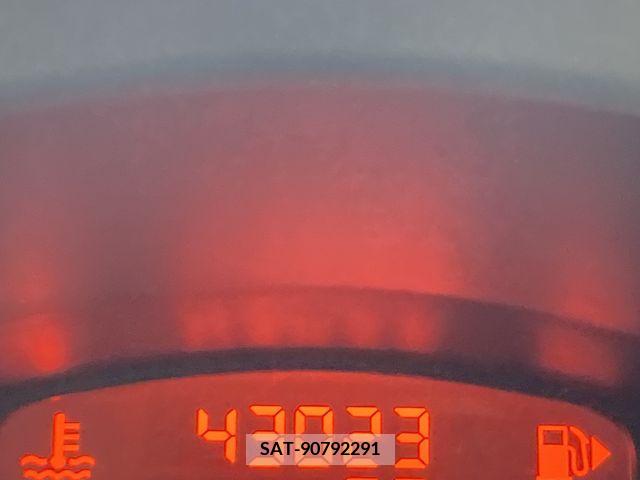 Nissan JUKE 2012-09 216989-16