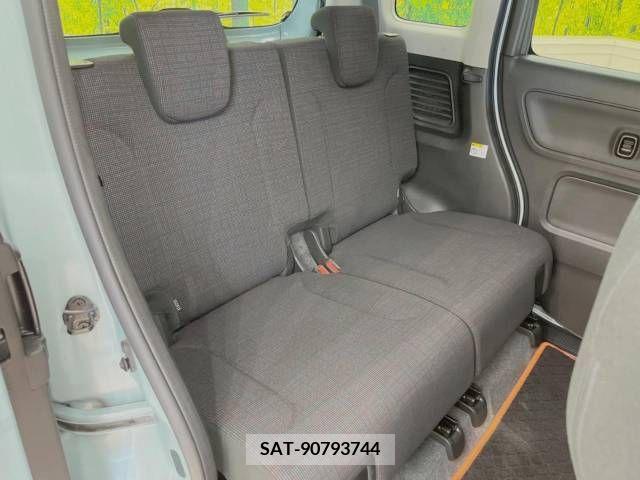 Suzuki SPACIA 2021-08 368494-9