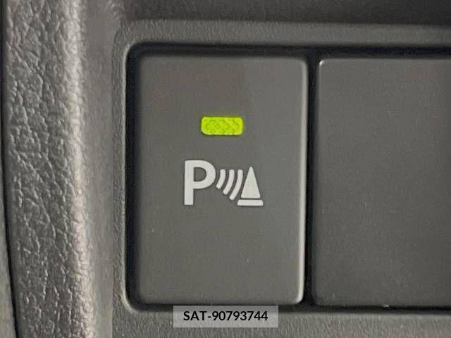 Suzuki SPACIA 2021-08 368494-5