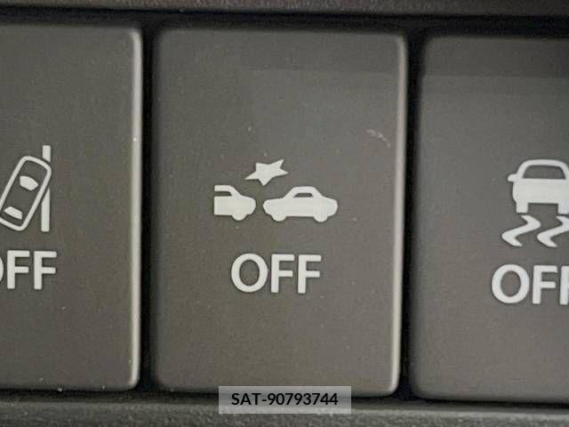 Suzuki SPACIA 2021-08 368494-4