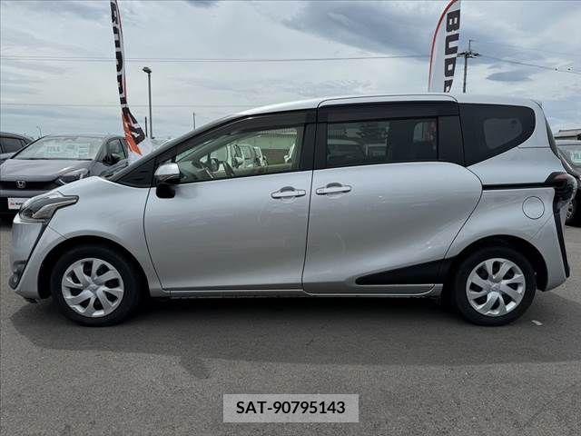 Toyota SIENTA 2015-09 325966-10