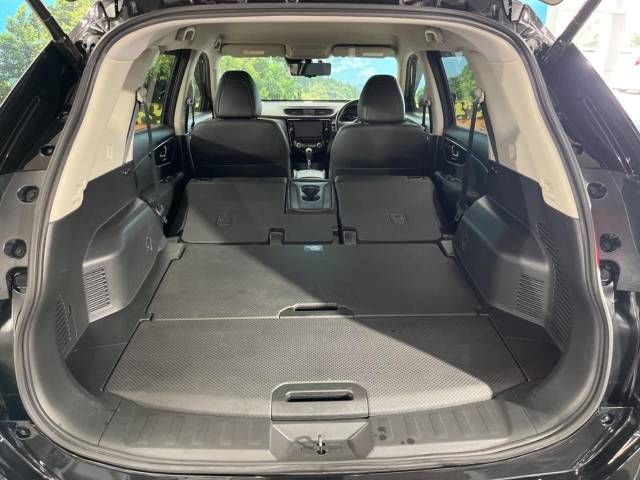 Nissan X-TRAIL 2018-09 189278-10