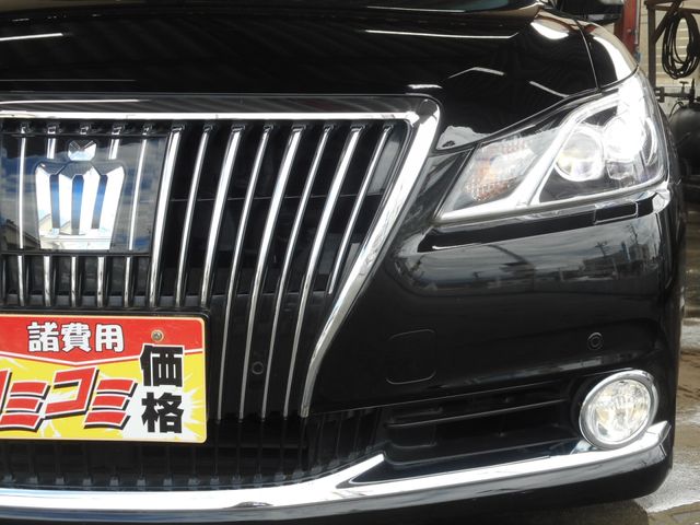 Toyota CROWN MAJESTA 2014-11 22826-7