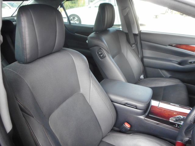 Toyota CROWN MAJESTA 2014-11 22826-9
