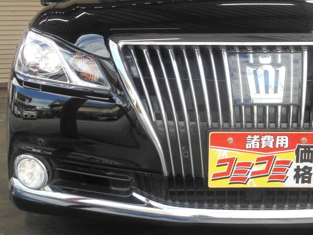 Toyota CROWN MAJESTA 2014-11 22826-6