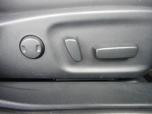 Toyota CROWN MAJESTA 2014-11 22826-10
