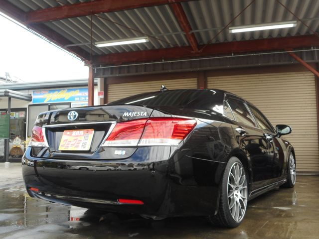 Toyota CROWN MAJESTA 2014-11 22826-26
