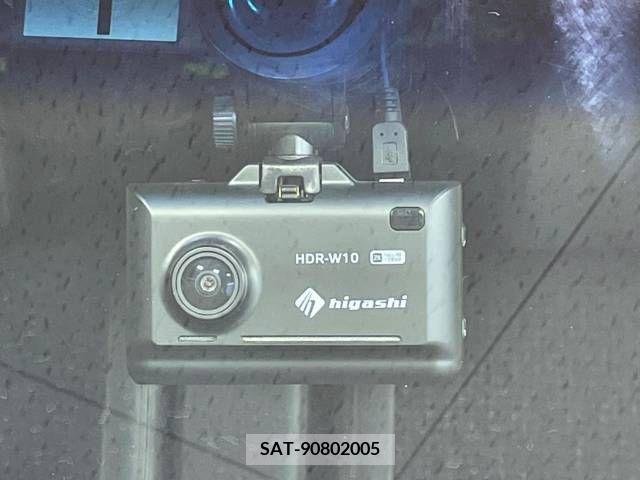 Honda N BOX CUSTOM 2016-01 306784-6