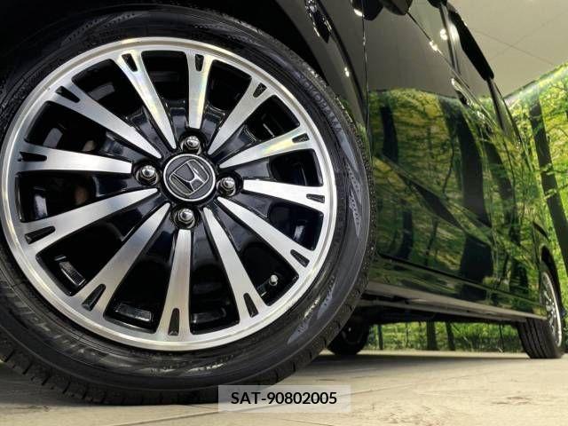 Honda N BOX CUSTOM 2016-01 306784-13