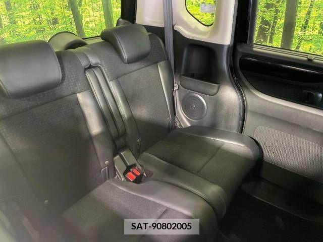 Honda N BOX CUSTOM 2016-01 306784-9