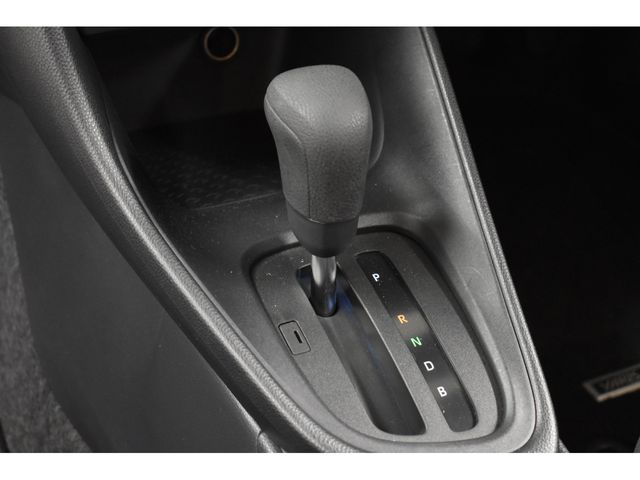 Toyota YARIS 2020-06 8038-24