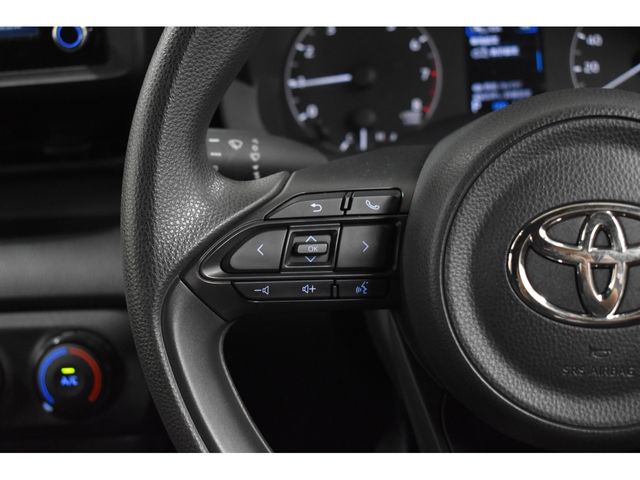 Toyota YARIS 2020-06 8038-15