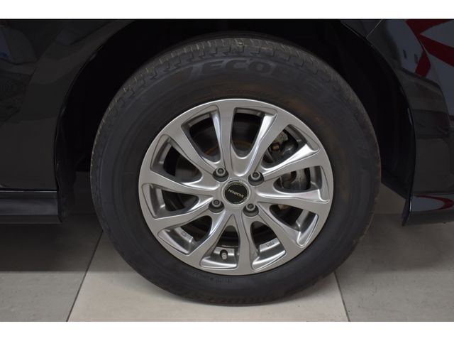 Toyota YARIS 2020-06 8038-5