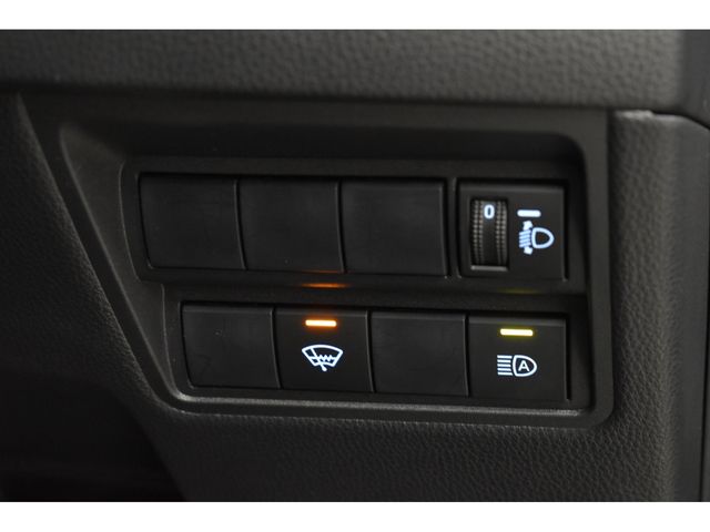 Toyota YARIS 2020-06 8038-10