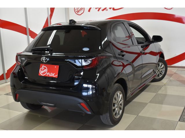 Toyota YARIS 2020-06 8038-26