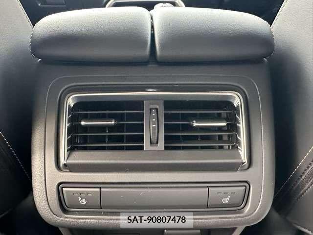Mazda CX-60 2022-08 266185-8
