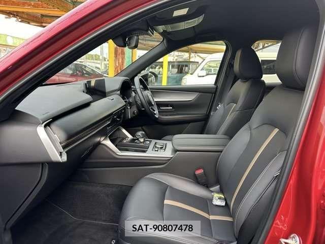 Mazda CX-60 2022-08 266185-2
