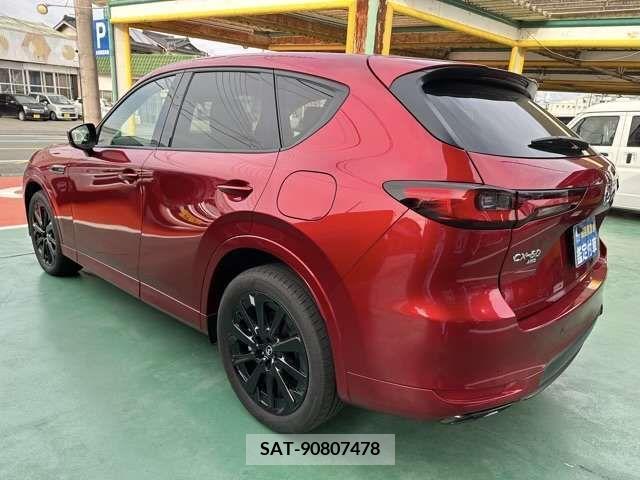Mazda CX-60 2022-08 266185-1